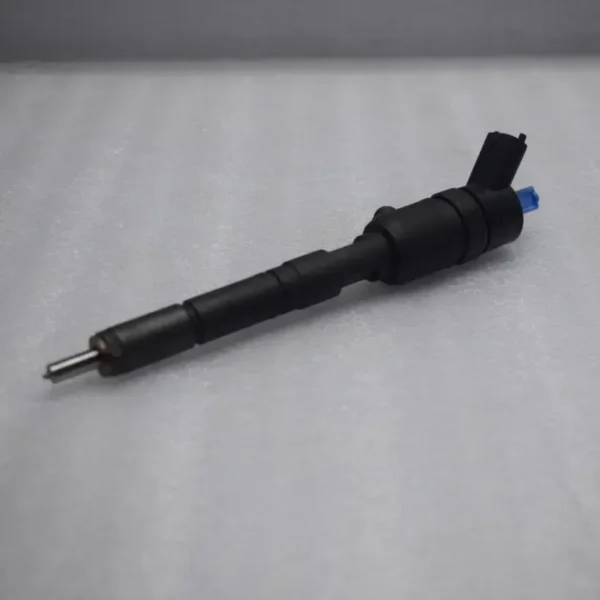Ashok Leyland Bosch 0 445 110 709 Common Rail injector - Image 2